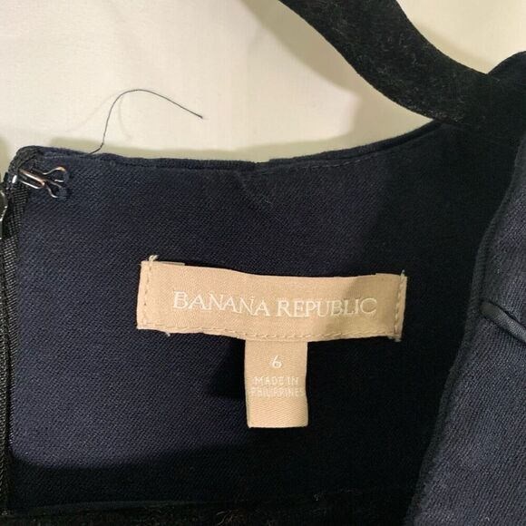 Banana Republic Shift Dress Women's 6 Dark Blue Sleeveless Vneck Zip Back - Picture 2 of 7